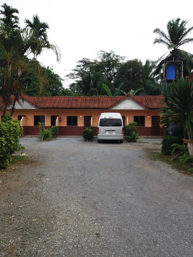 Baan Khunta Resort Khura Buri Exterior photo